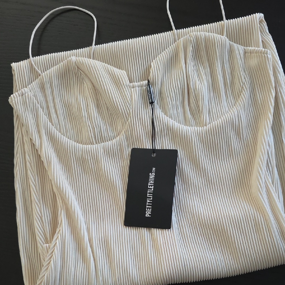 PrettyLittleThing Beige Ribbed Bustier Dress Size 4